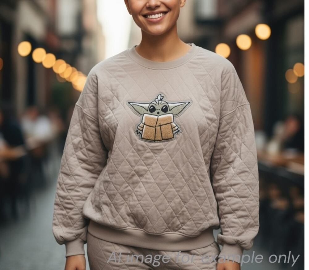 Disney Mandalorian Grogu The Child Quilted Sweatshirt Sz. MED Disney Baby Yoda